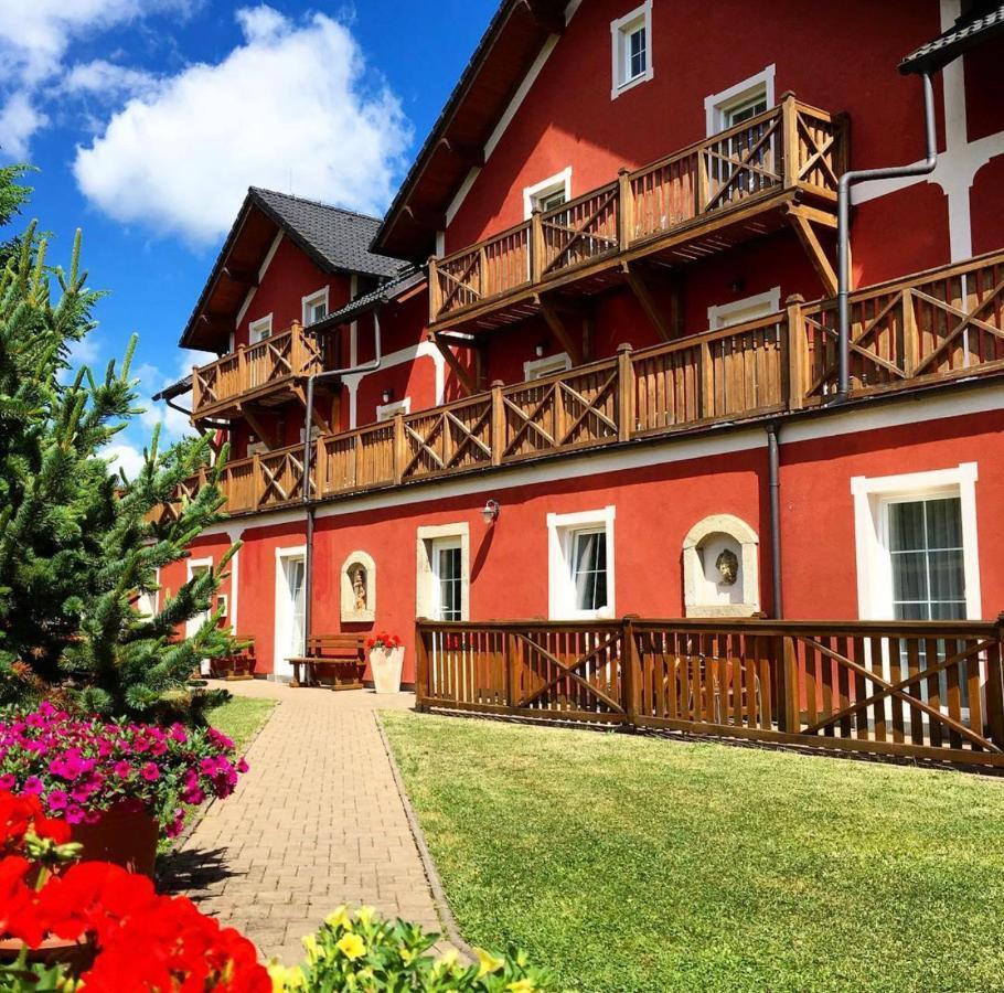Hotel Barborka Přední Výtoň Εξωτερικό φωτογραφία